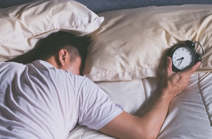 sleep after waking up naturally