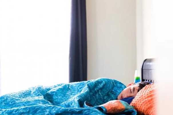 how much sleep does a person with ADHD need