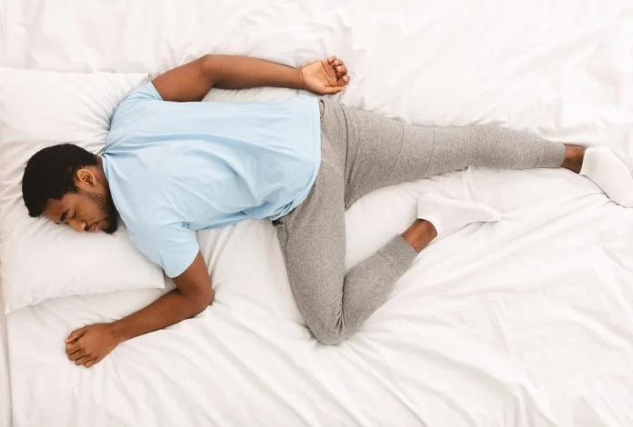 Best position to sleep left or right