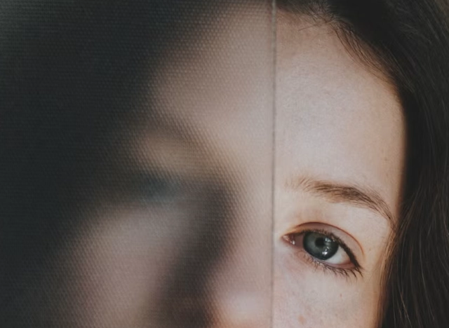 one eye blurry vision causes