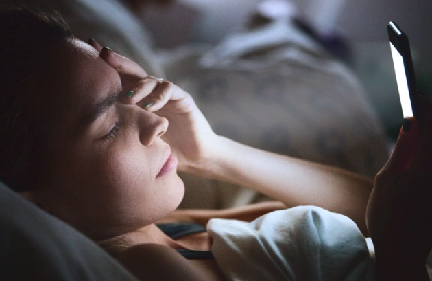 What causes poor sleep quality?