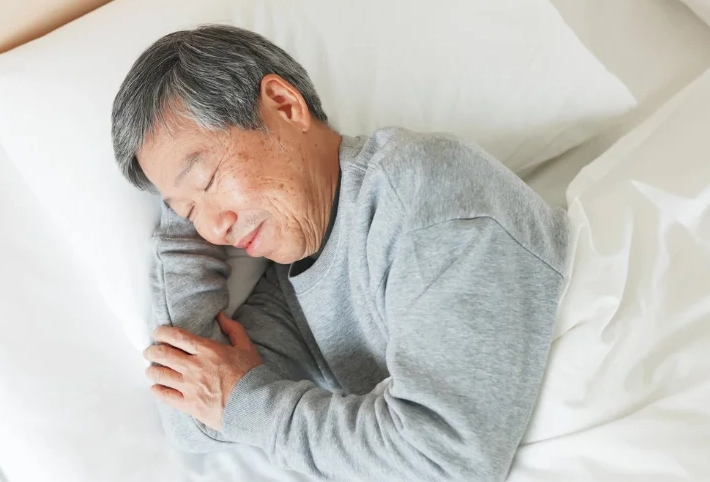 melatonin for elderly sleep